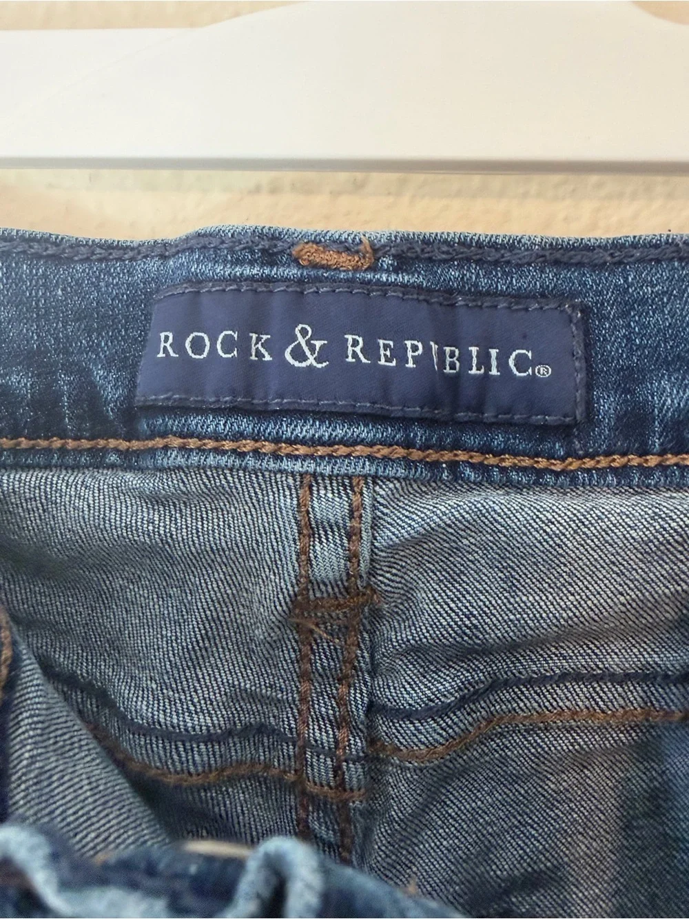 Rock & Republic Slim Straight Skinny Jeans Size 10 Women